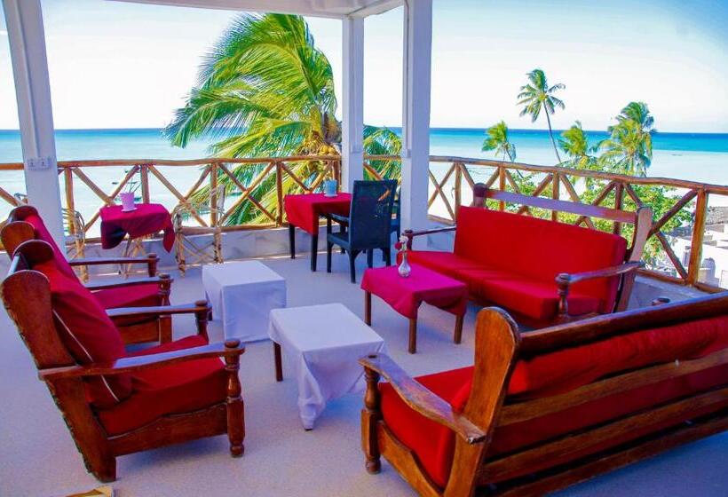 Номер Стандарт Трехместный, Room In Bb   Room Ally At The Beach For 2 3 Guests