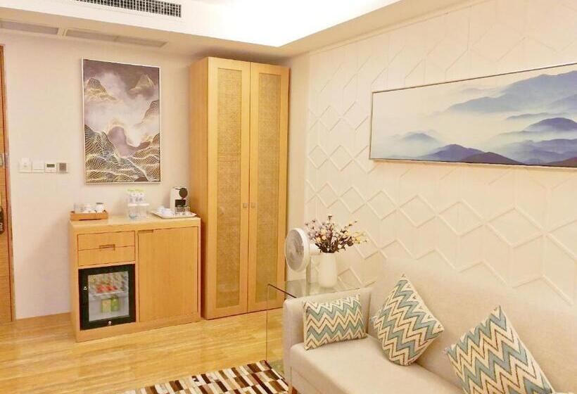Президентский Люкс, H Hotel Riverside