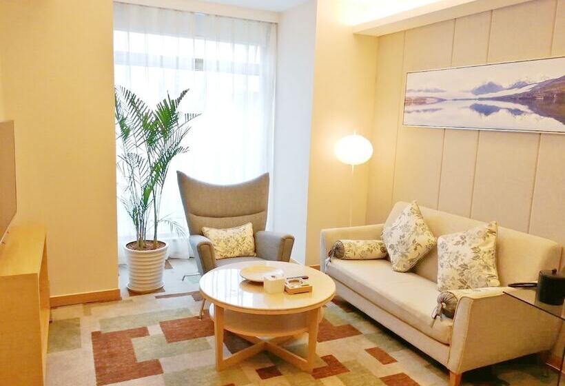 Президентский Люкс, H Hotel Riverside