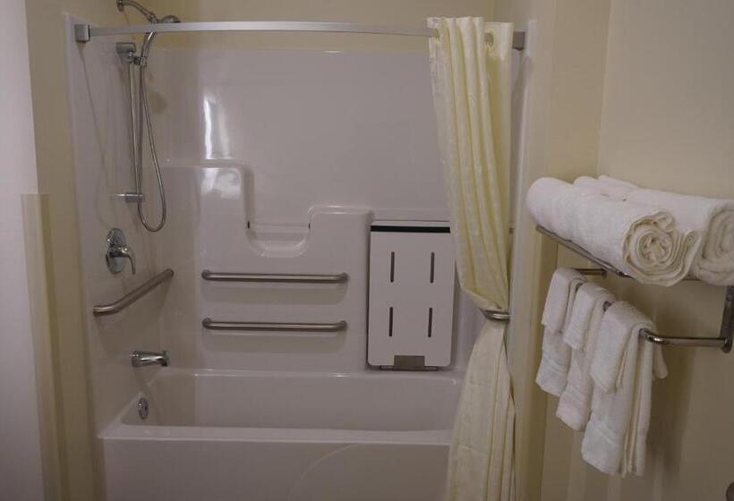 残疾人使用的带特大床的标准间, Comfort Inn & Suites
