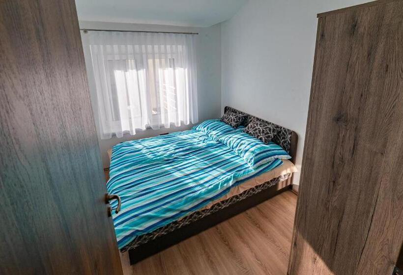Семейный Номер, Golden Beach Apartments Siófok