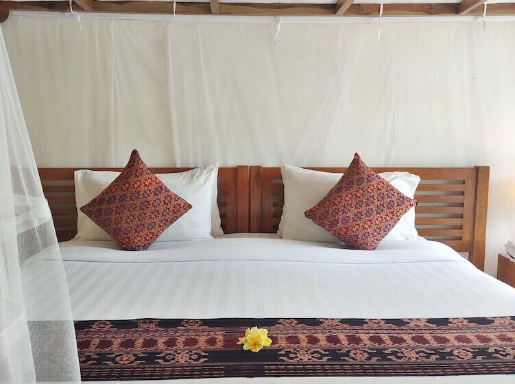 Номер Deluxe, Puri Sari Beach