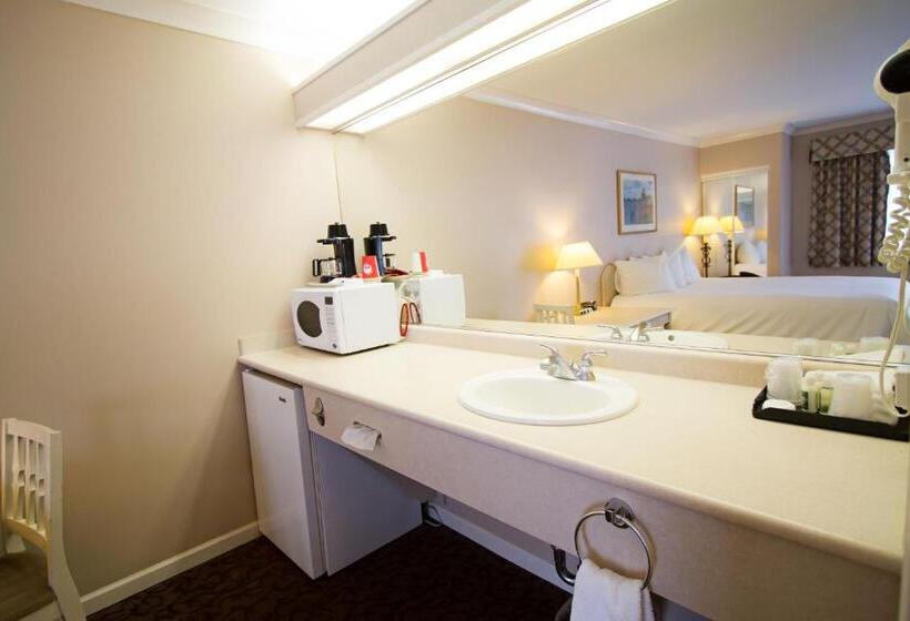 标准间, Glenwood Inn & Suites