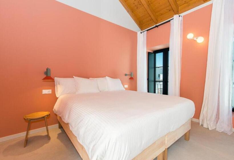 Люкс Deluxe Кровать Кинг, Casa Rosa Villa With Pool In Olhao Centre