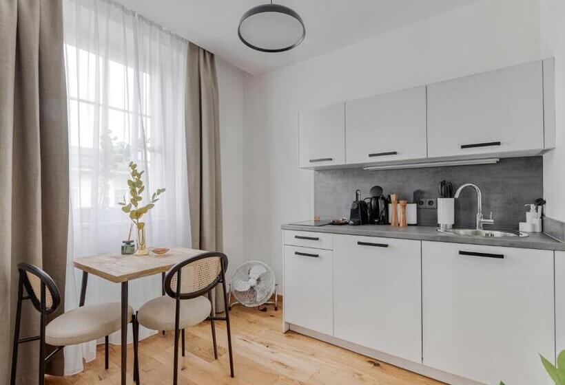 Люкс, Limehome Villach Gerbergasse