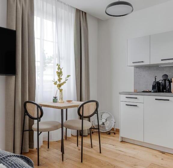 Люкс, Limehome Villach Gerbergasse