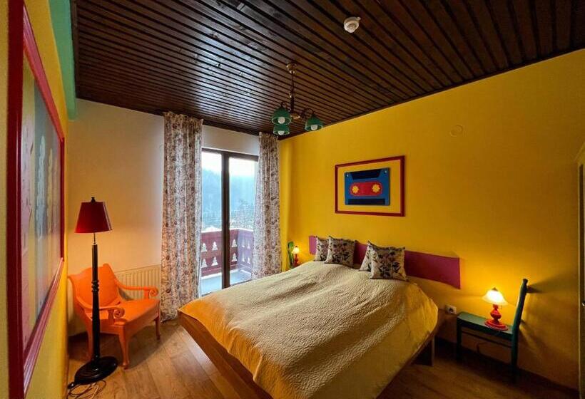 Люкс, Art E Boutique Rooms