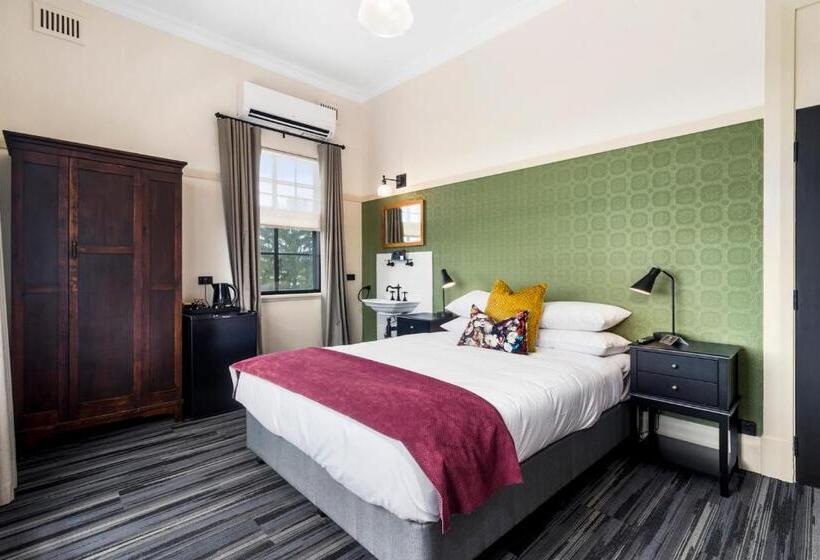 스탠다드 룸 공동 욕실, Queanbeyan Canberra