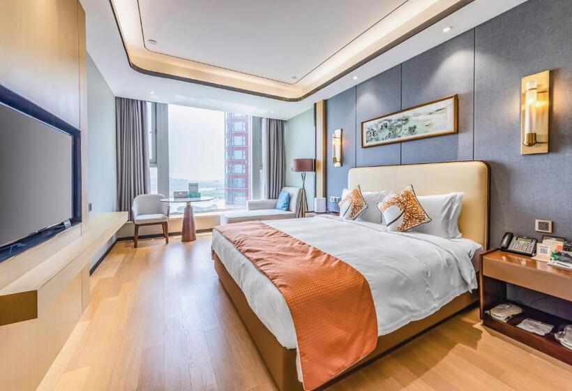Family Suite, Jinling Funhome Hotel Nanjing Jiulong Lake   Nanjing South Railway Station