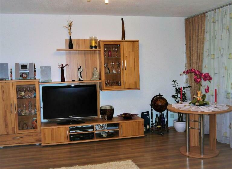 חדר דלוקס יחיד, Messe Zimmer In Geteilter Wohnung