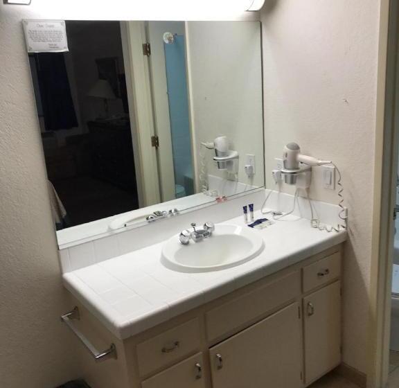 Номер Стандарт, Americas Best Value Inn And Suites  Yucca Valley