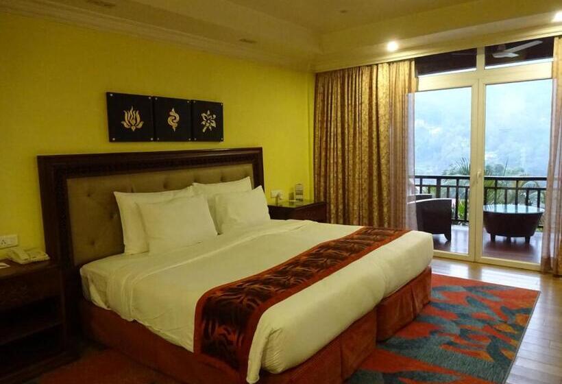 디럭스 룸, Mayfair Spa Resort & Casino