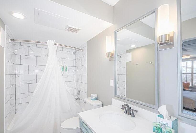 Номер Стандарт, Seven Hills Suites