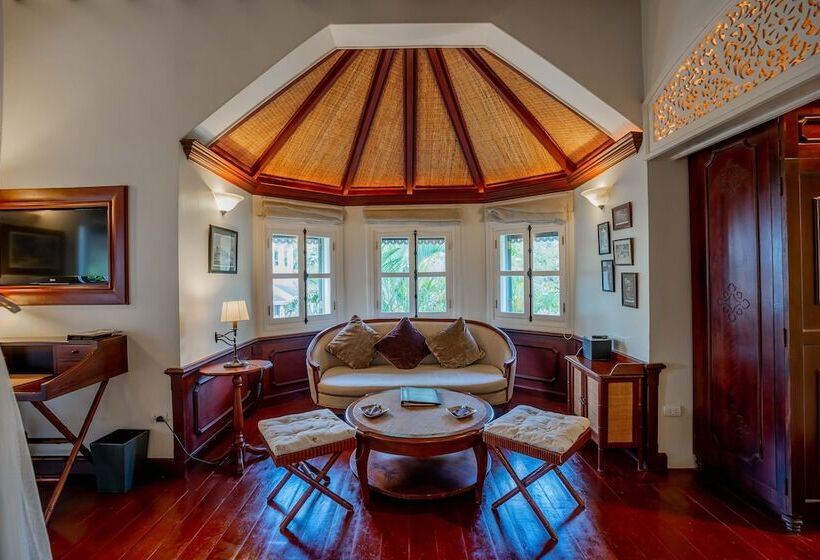 스위트, The Luang Say Residence