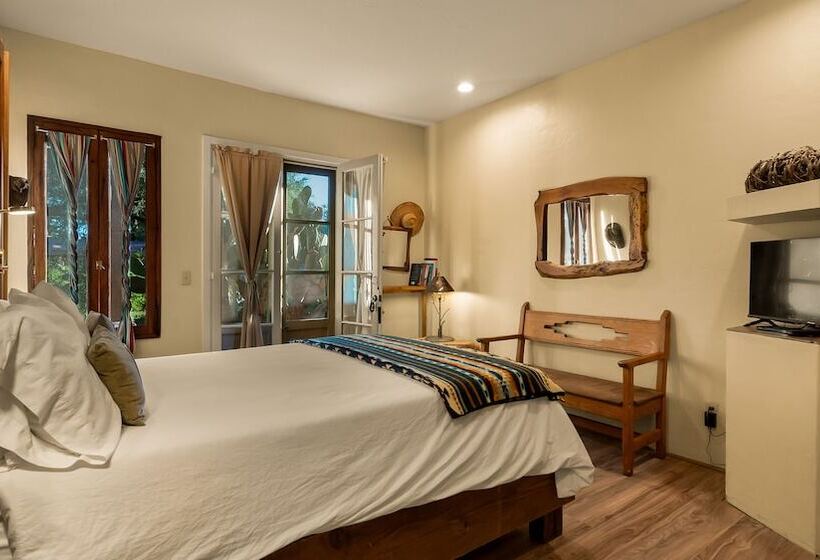 디럭스 룸, Tubac Country Inn