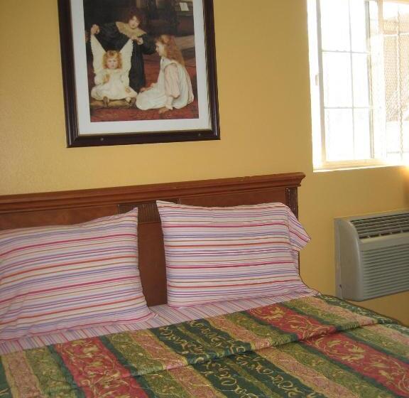 غرفة قياسية, Walls Motel Long Beach