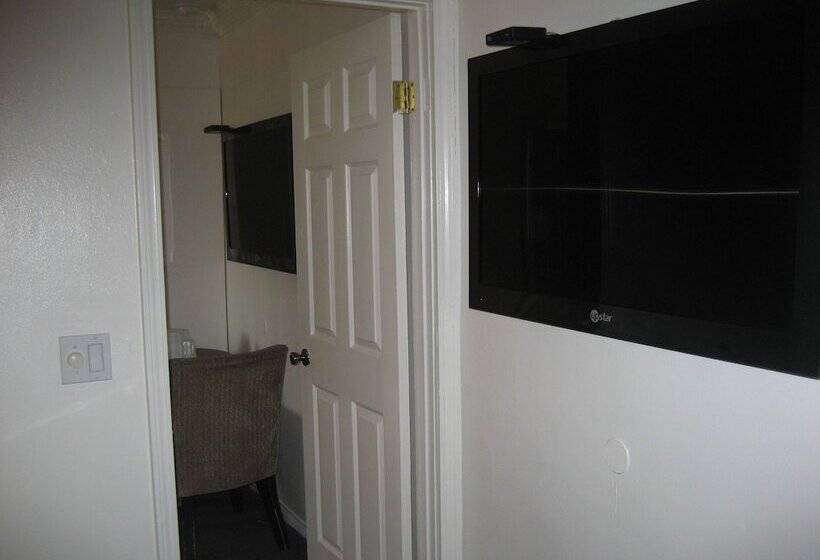 غرفة قياسية, Walls Motel Long Beach
