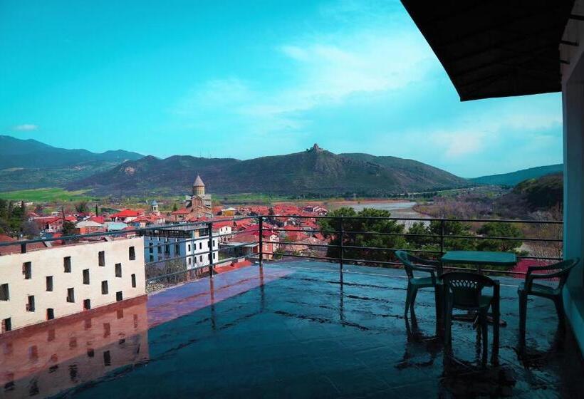 标准间带露台, White House Mtskheta
