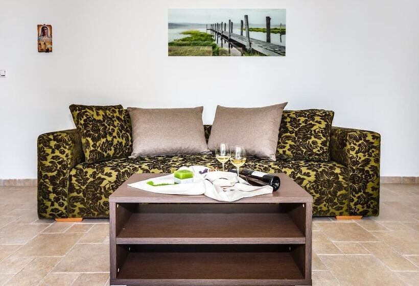 Deluxe Suite Sea View, Mare & Mons Deluxe Apartments