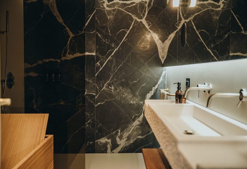 패밀리 스위트, Maslina Resort