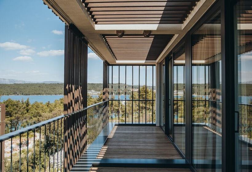 패밀리 스위트, Maslina Resort