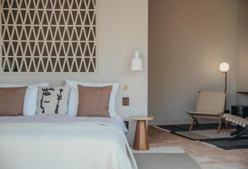 전용 풀장 스위트, Maslina Resort