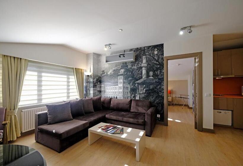 سوییت سوپریور با چشم‌انداز دریا, Cheya Beşiktaş Istanbul Bosphorus City Center Hotel & Suites