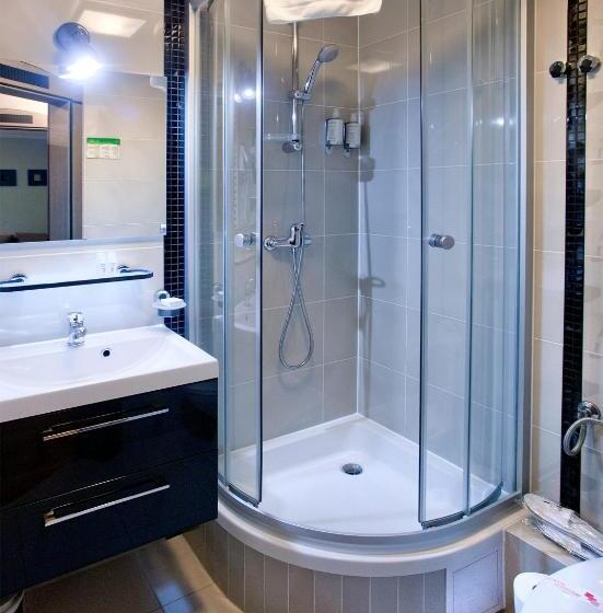 Номер Стандарт Трехместный, Artus Resort