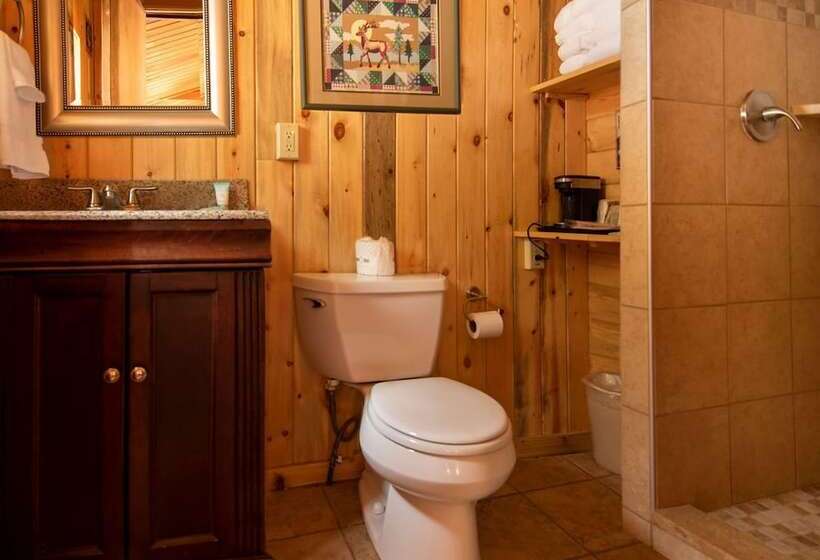 Номер Классика Двуспальная Кровать, Lochsa Lodge