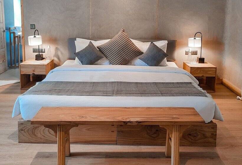Номер Клуб, Chospa Hotel, Leh
