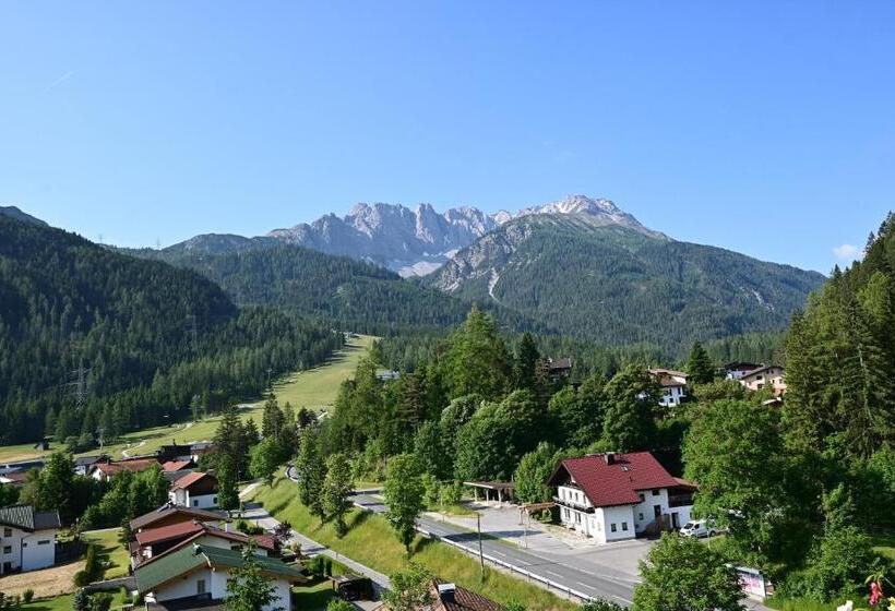 Апартаменты 1 Спальня с Балконом, Das Alpspitz