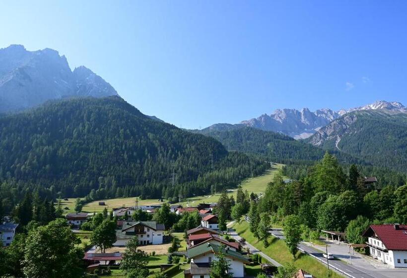 Апартаменты 2 Спальни, Das Alpspitz