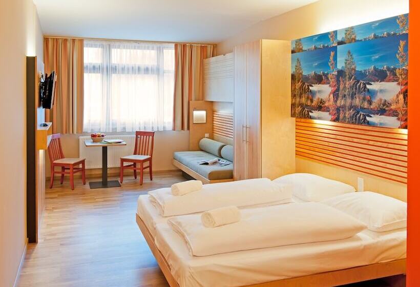 Номер Стандарт Трехместный, Jufa Hotel Grünau Im Almtal