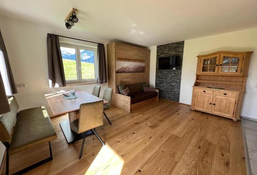 Апартаменты 2 Спальни, Studlerhof