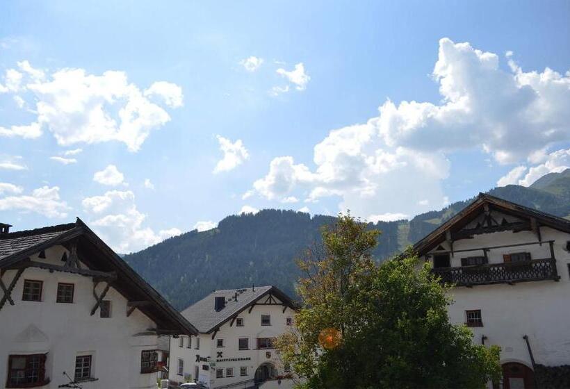 Апартаменты 2 Спальни, Poltehof