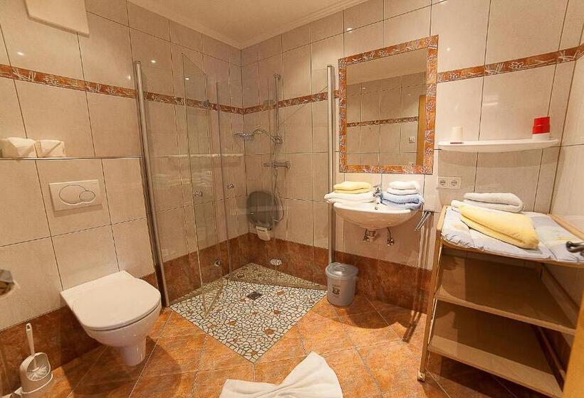 Апартаменты 3 Спальни, Bauernhofurlaub Sinnhubgut