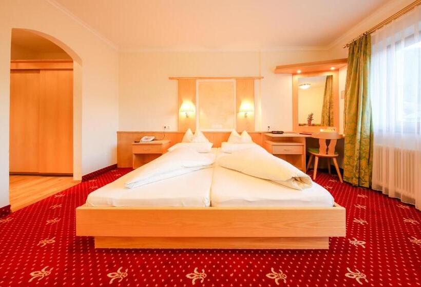 Люкс с Балконом, Superior Hotel Persal