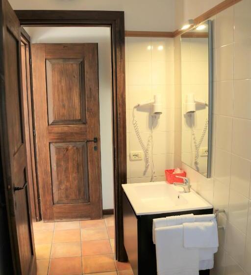 استودیوی استاندارد, Appartamenti Ferrari Residence