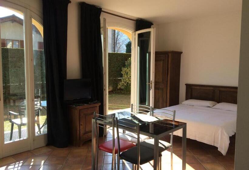 استودیوی استاندارد, Appartamenti Ferrari Residence