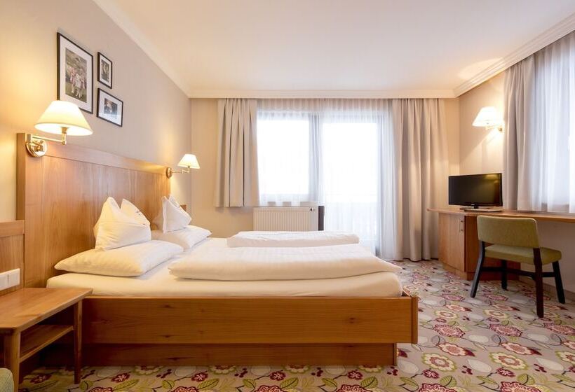 شقة عائلية, Familienhotel Felsenhof