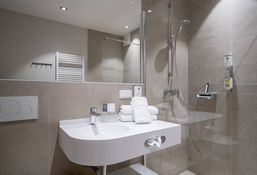 Семейный Номер, Familienhotel Felsenhof