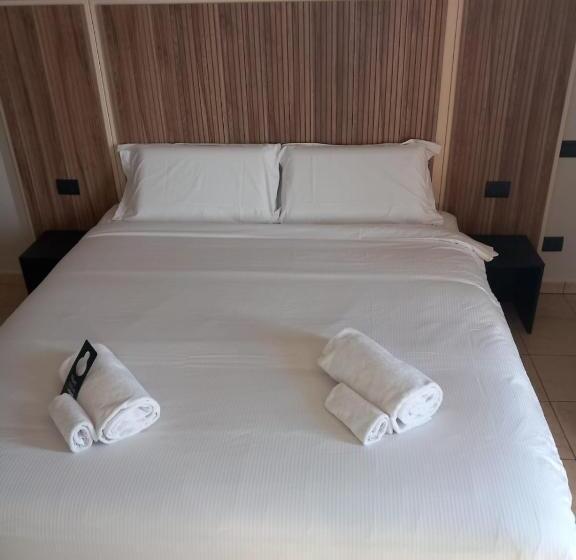 Номер Стандарт, B&b Hotel Pomezia Cortese