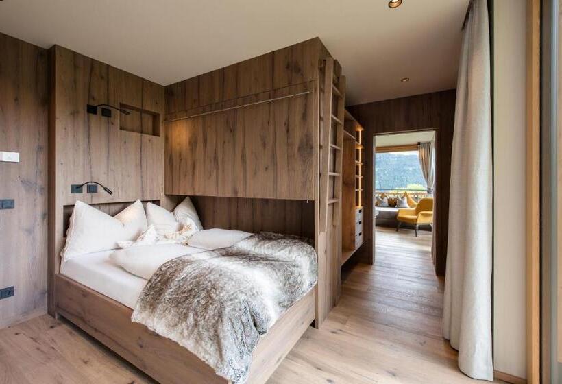 سوییت لوکس, Gut Sonnberghof