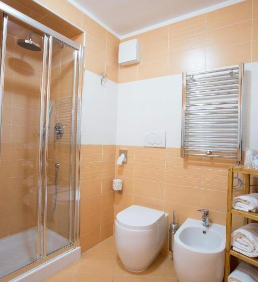 Полулюкс, Relais Parallelo 41