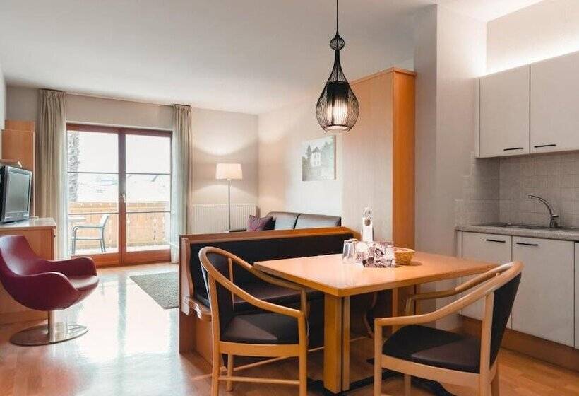 آپارتمان 1 خوابه با بالکن, Tiefenbrunn Gardensuites & Breakfast