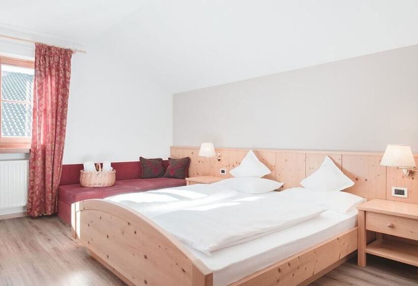 آپارتمان 2 خوابه با بالکن, Tiefenbrunn Gardensuites & Breakfast