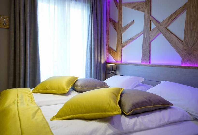 اتاق اکونومی, Aktivhotel Santalucia