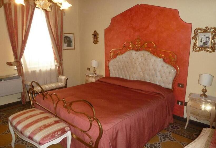 اتاق استاندارد چهار تخته, Antica Residenza Santa Chiara  City Center