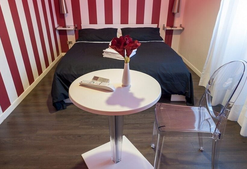 اتاق استاندارد, Il Giglio Rosso B&b