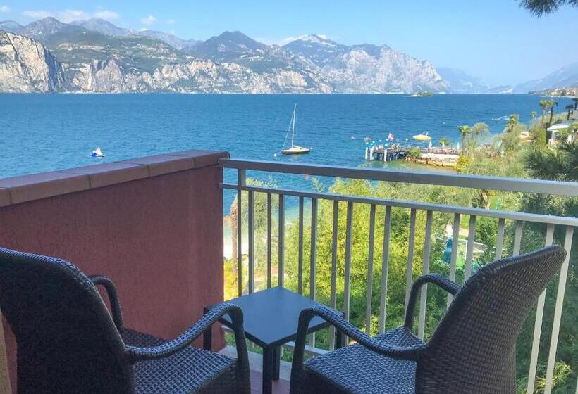 Полулюкс, Du Lac   Relax Attitude
